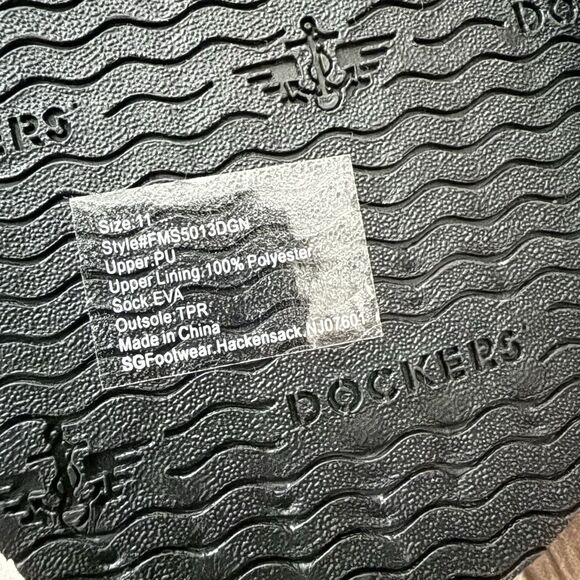 Men’s Dockers Size 11 Sandals - Picture 4 of 4